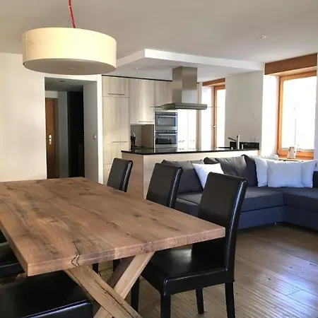 Apartment Chesa Madragena